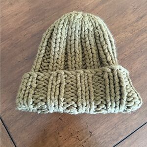 Free people adult Chunky Knit Beanie in Olive Green